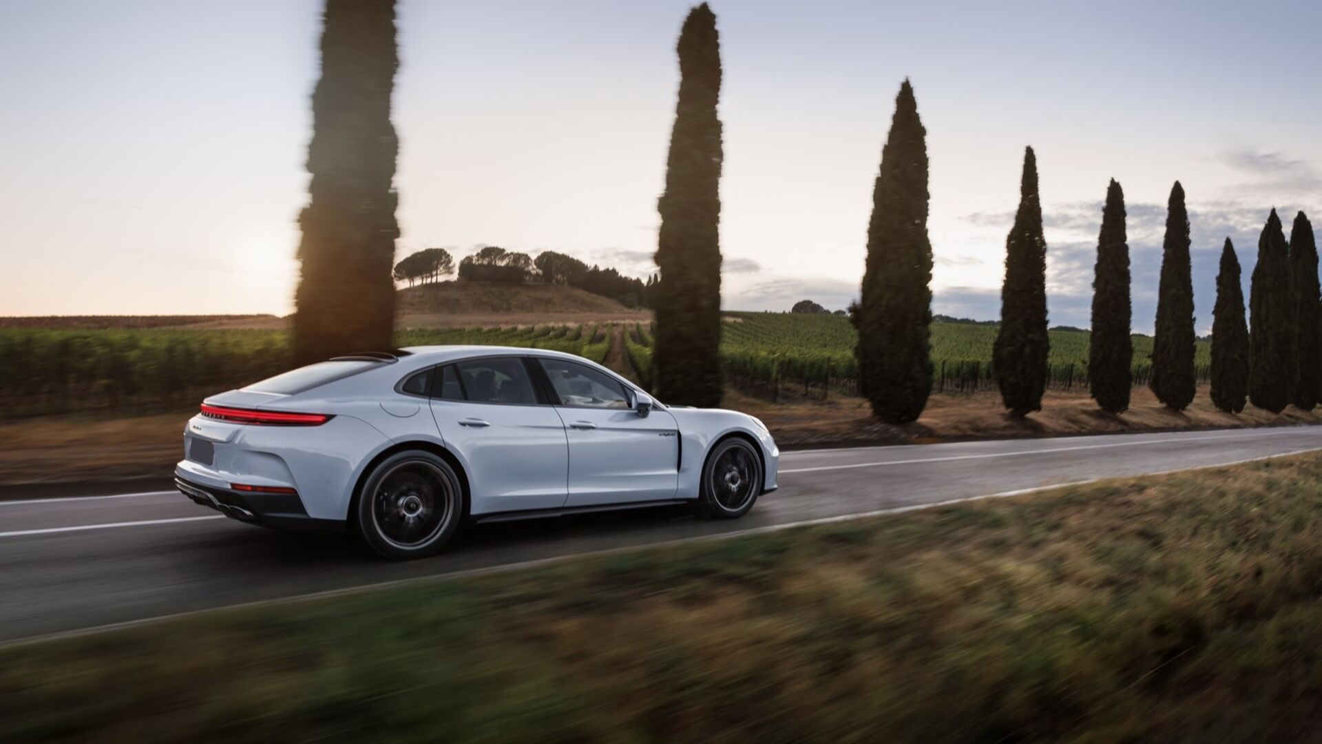 Val d’Orcia in Porsche Panamera 4: a dream weekend - Article content image