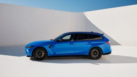 BMW M3: potenza e stile per chi ama la guida senza compromessi - La BMW M3 unisce l’anima delle competizioni al comfort di una berlina premium. Motore sei cilindri TwinPower Turbo, tecnologia avanzata e design distintivo danno vita a un’auto capace di offrire emozioni, precisione e versatilità in ogni percorso. Scopri la BMW M3 e vivi la sua esperienza di guida con Primerent.