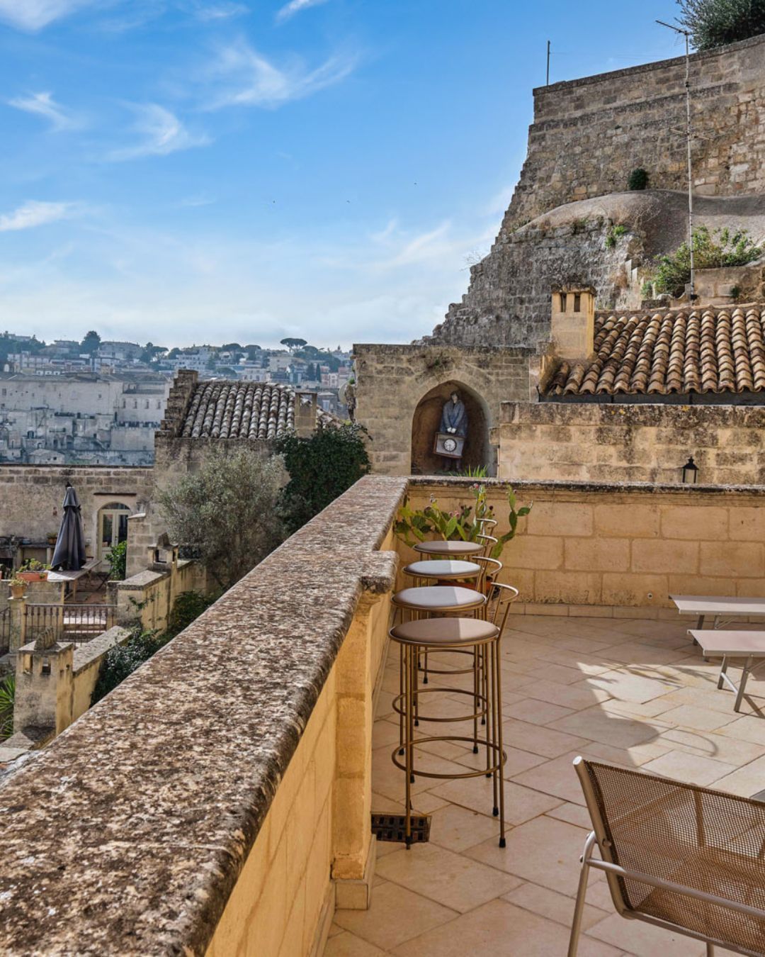 Matera in a Range Rover Sport: a journey through time, driving in the present - Article content image