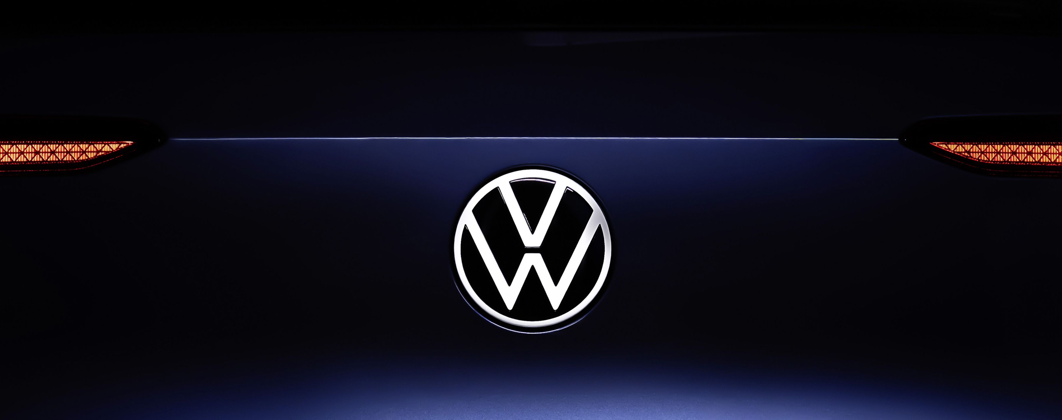 Rent Volkswagen - Volkswagen Multivan models available with a flexible rental formula and guaranteed configuration, ideal for groups and professional use.