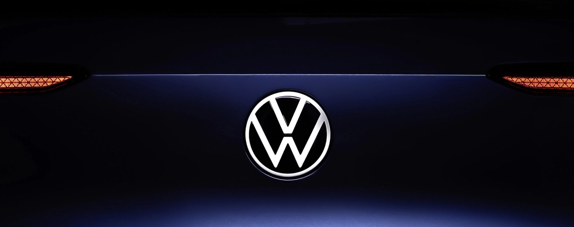 Rent Volkswagen - Volkswagen Multivan models available with a flexible rental formula and guaranteed configuration, ideal for groups and professional use.