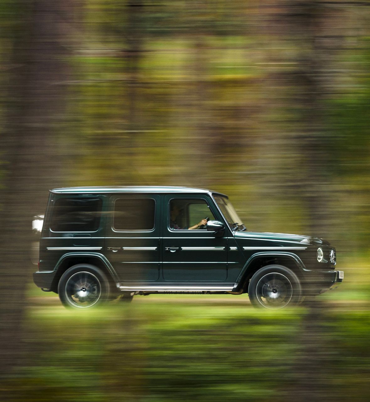 Medium-term car rental - Mobility designed to support you over time.
Absolute flexibility, operational continuity and a guaranteed model for rentals from 1 to 12 months.
