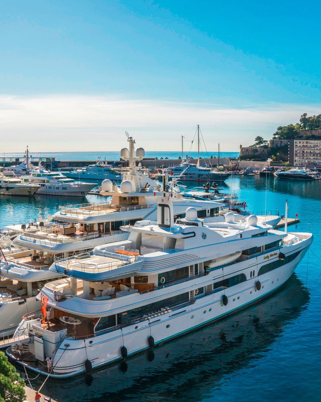 French Riviera in Aston Martin DB12 Volante: elegance on the road - Article content image