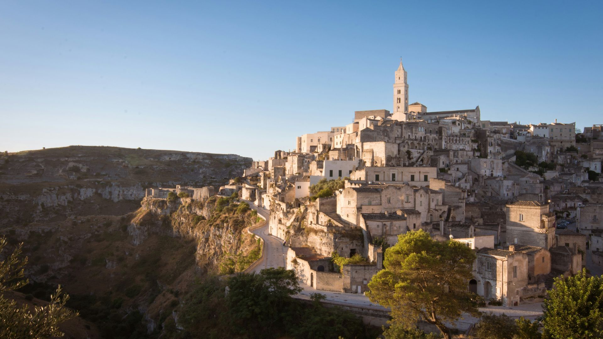 Matera in a Range Rover Sport: a journey through time, driving in the present - Article content image