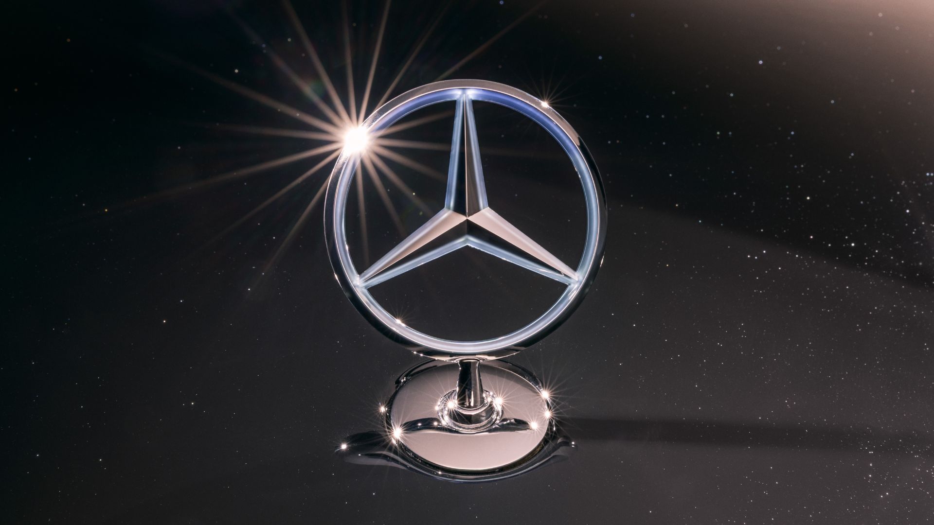 Mercedes-Benz tells the story of Primerent: a journey into premium mobility | Primerent