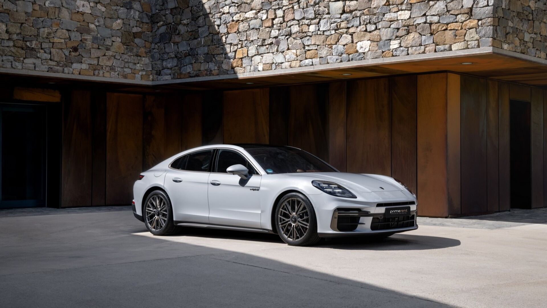 Val d’Orcia in Porsche Panamera 4: a dream weekend - Article content image