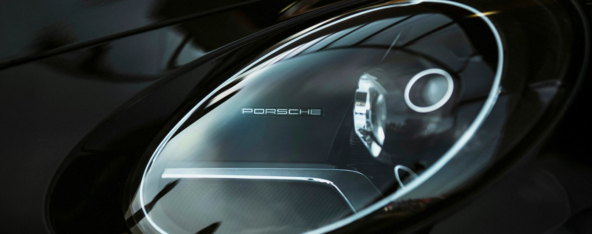 Noleggia Porsche - Dalla 911 alla Cayenne, Porsche è disponibile a breve e medio termine con modello garantito e consegna personalizzata in tutta Italia.