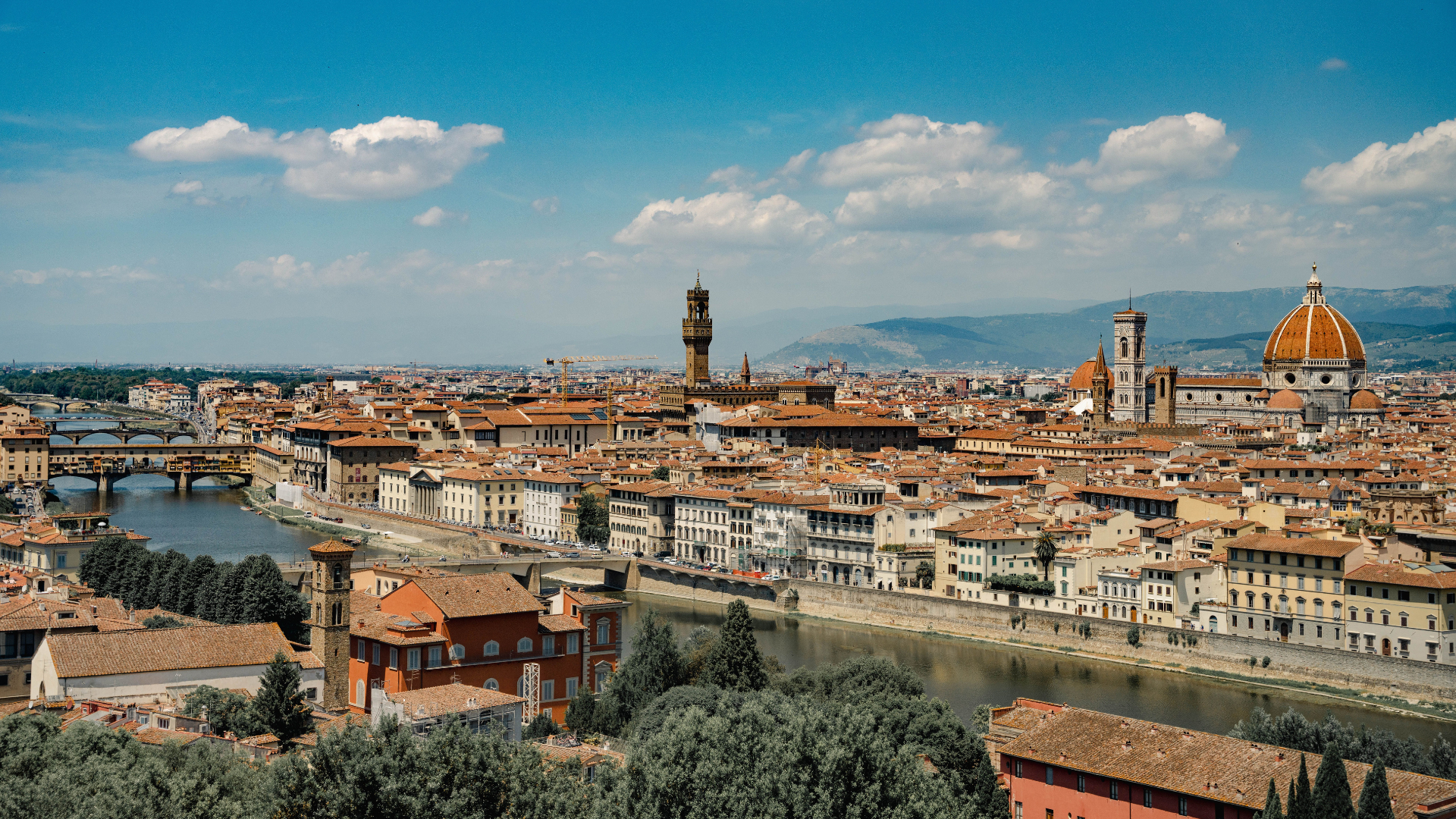 Cosa vedere a Firenze in Ferrari 296 GTB: sportività e classe per un’esperienza premium - Article content image