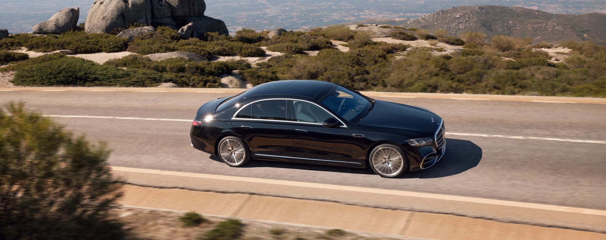 Rent Sedan - Premium sedans available for short- and medium-term rentals, with guaranteed configuration and dedicated management.