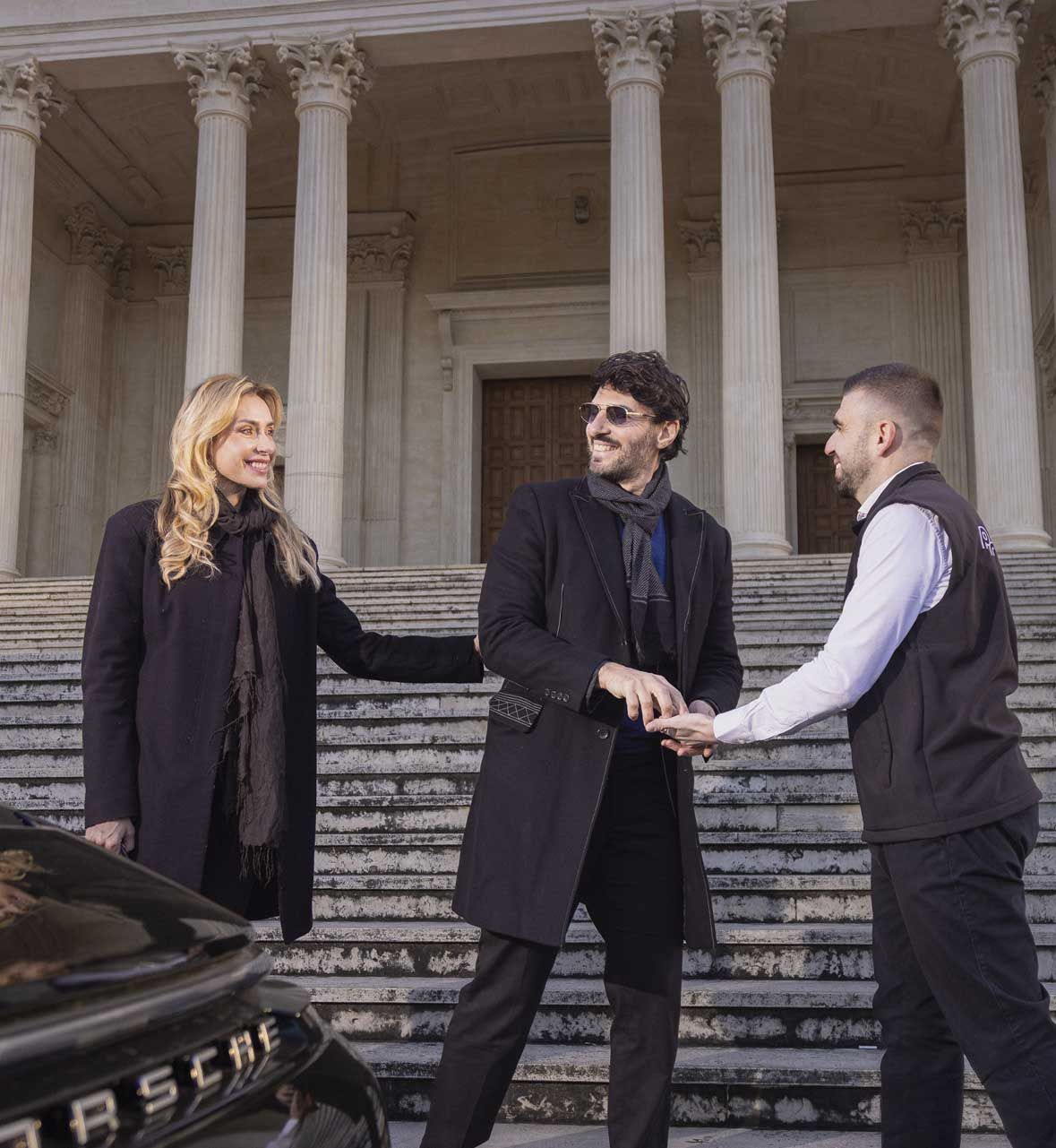 Noleggio auto con carta di credito - Soluzioni da 1 a 12 mesi con modello garantito, gestione chiara del deposito e consegna personalizzata in Italia e Sud Europa.