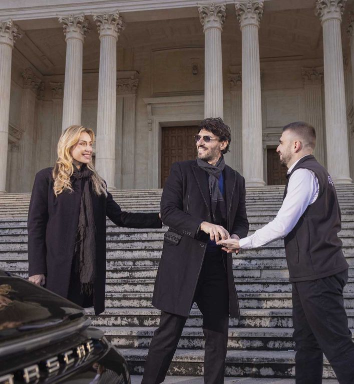 Noleggio auto con carta di credito - Soluzioni da 1 a 12 mesi con modello garantito, gestione chiara del deposito e consegna personalizzata in Italia e Sud Europa.