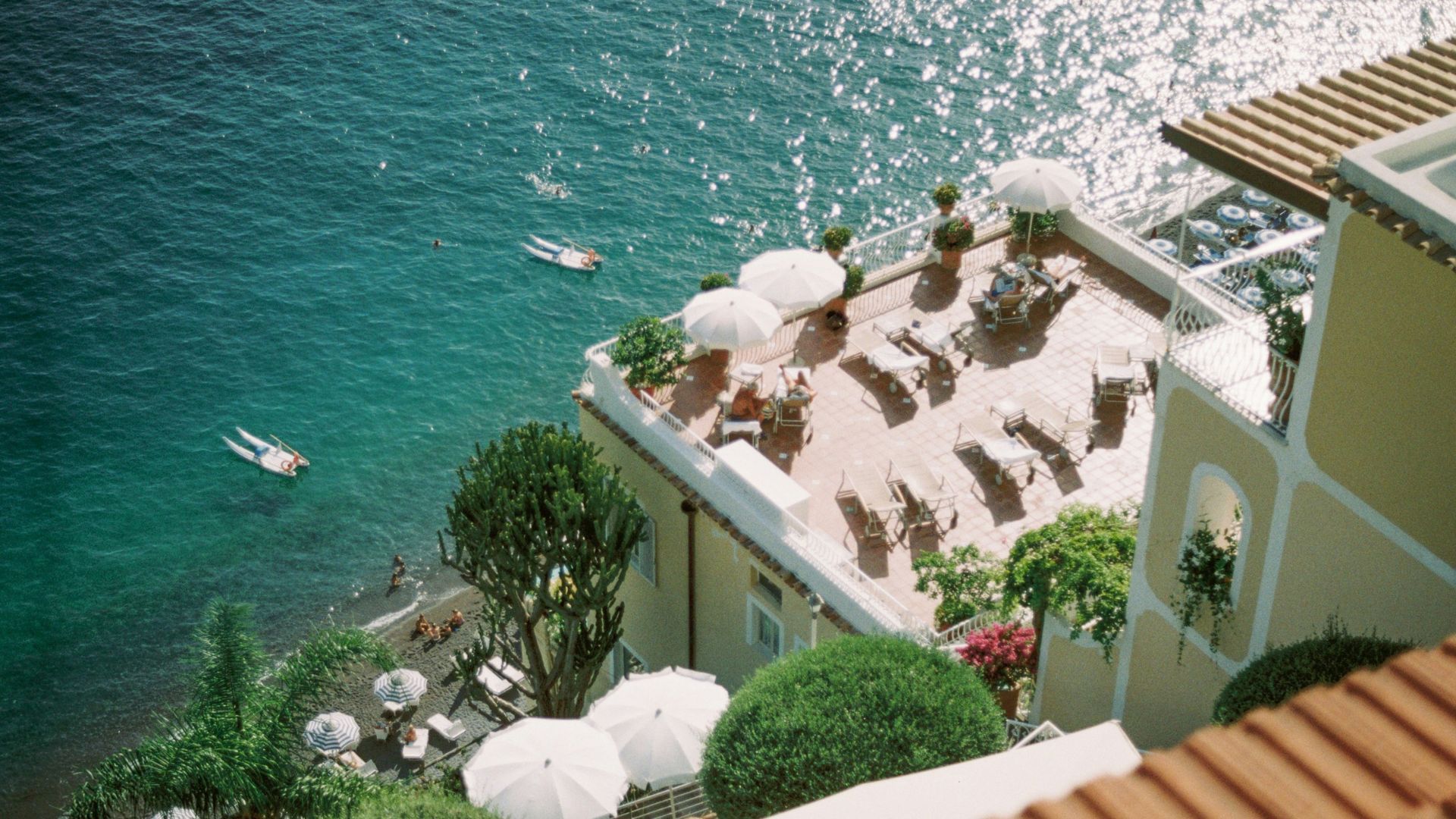Amalfi Coast Road Trip in a Porsche 911 Cabrio: Beauty Running Along the Sea - From Vietri to Positano, an open-top itinerary shaped by the sea, Mediterranean light and the unmistakable driving pleasure of the Porsche 911 Cabrio.