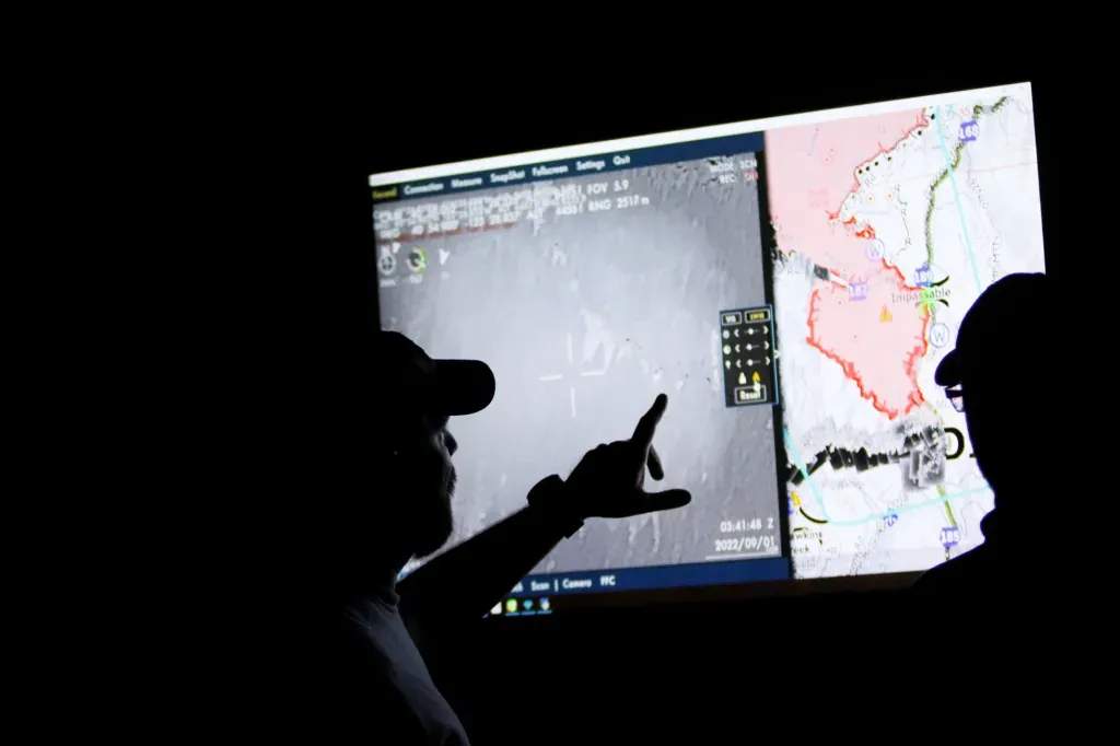 California's fire agency workers monitor high tech datafeeds