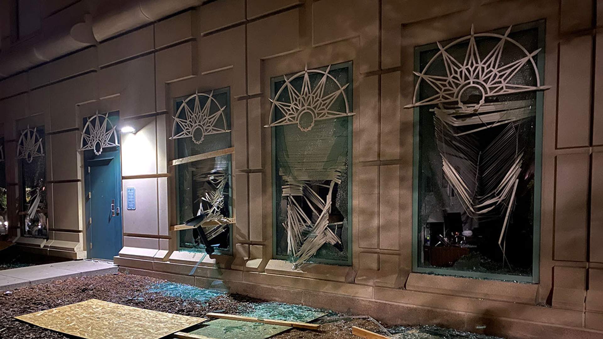Aftermath: More smashed out windows at Aurora courthouse. [Denver 7]