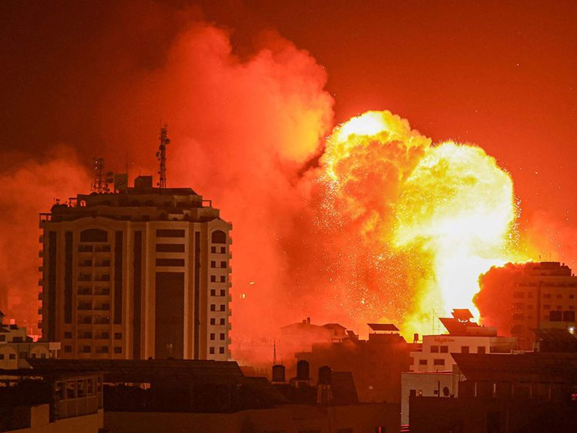 A fireball erupts from a massive Israeli airstrike in Gaza City Nov 5th 2023