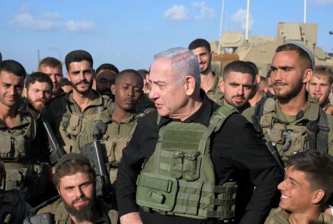 Israeli PM Benjamin Netanyahu meets with soldiers from the Golani Brigade - Oct 14th