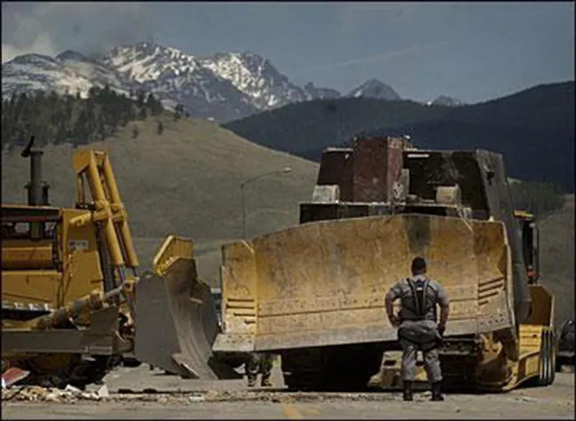 Killdozer: When a Man Built His Own Justice System — And the System That Made Him