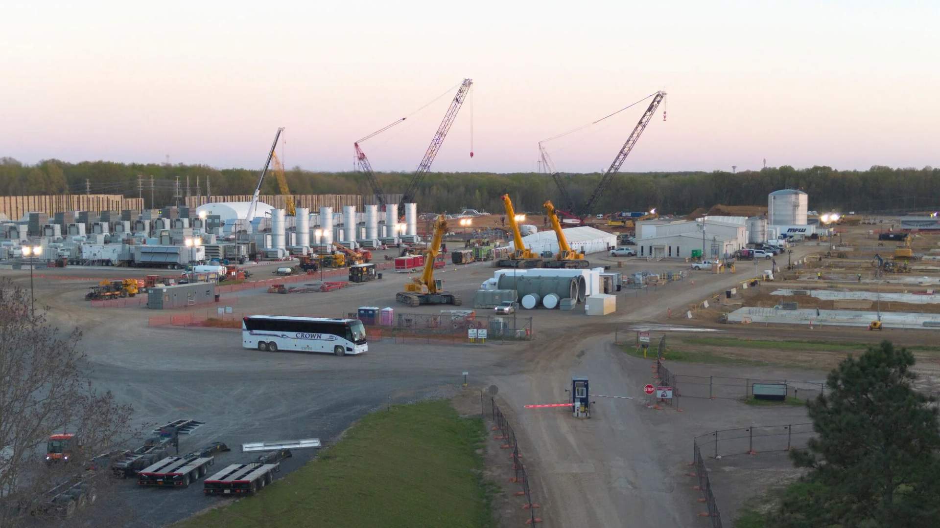 xAI datacenter under construction Southaven, Mississippi