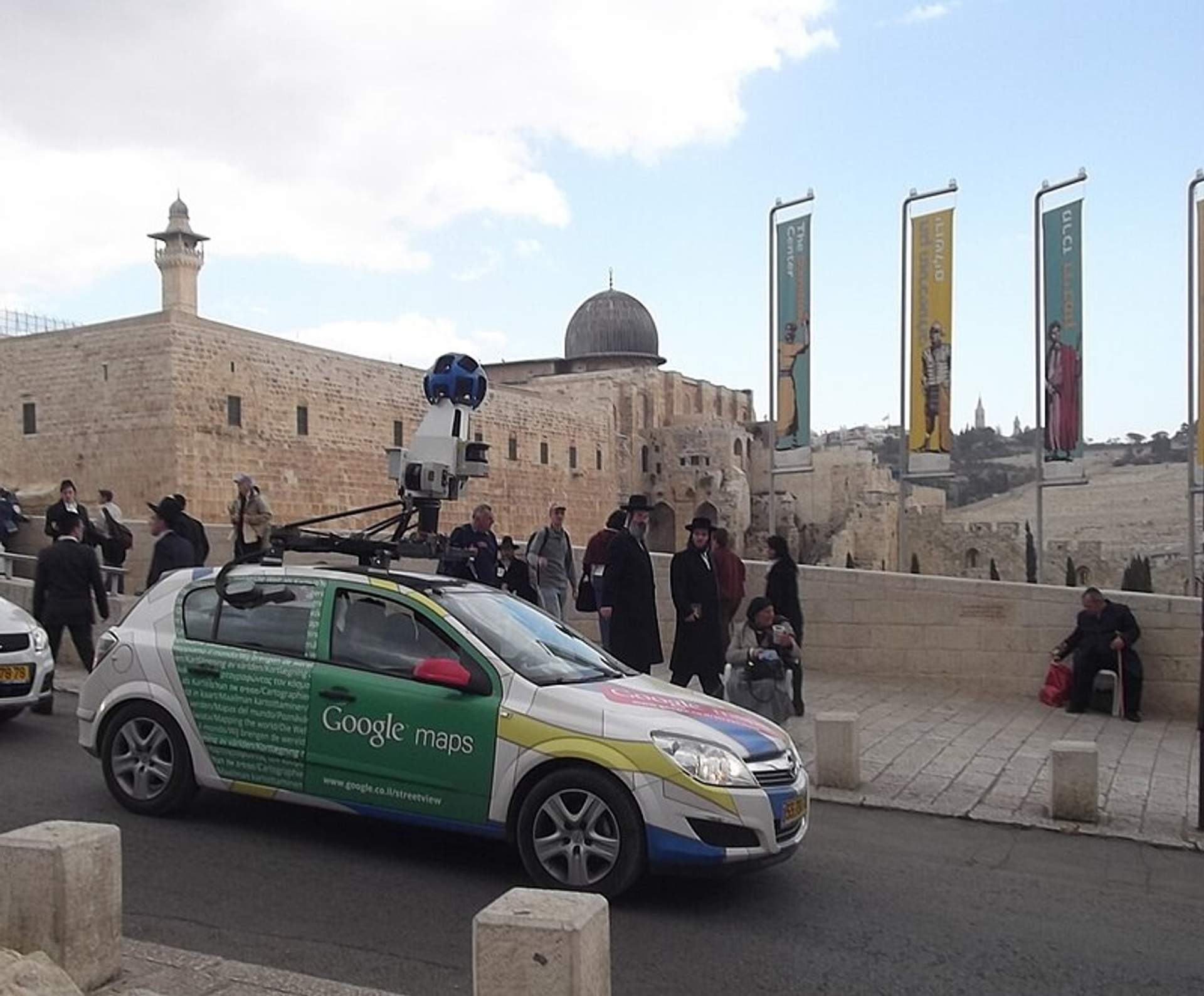 Google maps car in front of the Western Wall