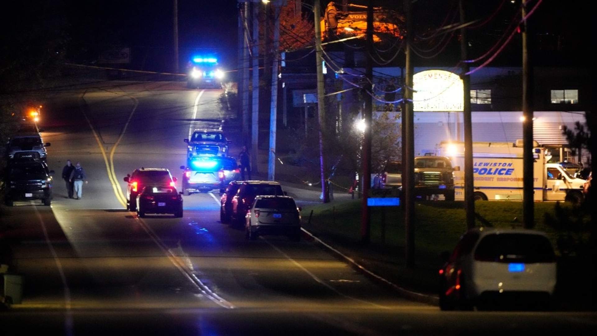 Police response in Lewiston Maine to active shooter