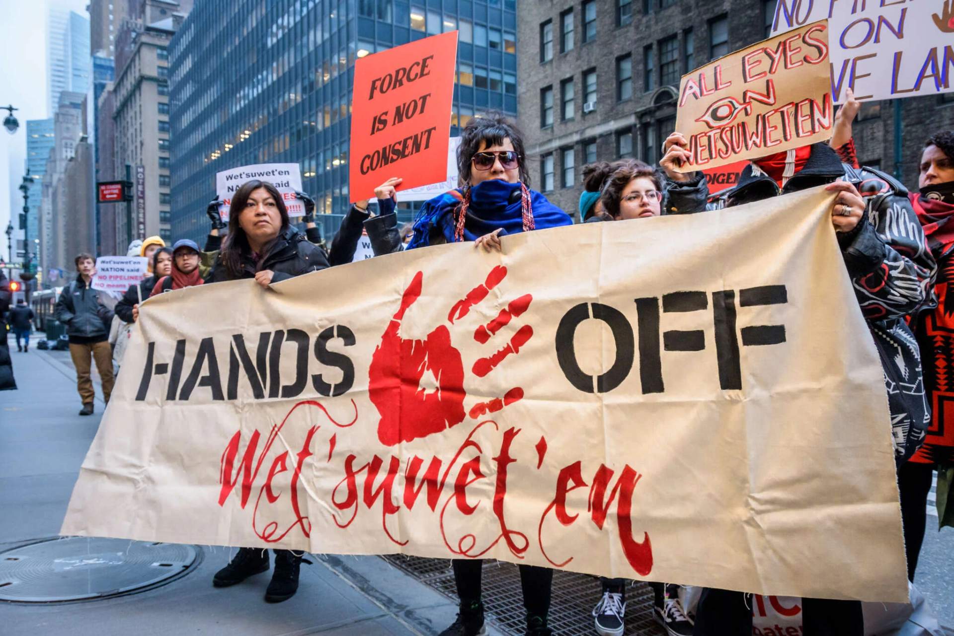 Protesters Rally in Solidarity with Wetsuweten Nation - Feb 18 2020 [Erik McGregor - LightRocket via Getty Images]