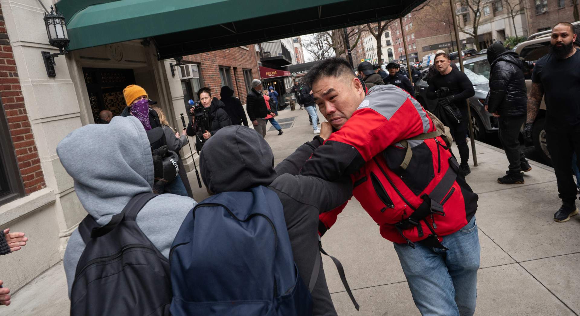 Confrontation near Gracie Mansion during Jake Lang anti-Islam protest in New York City March 2026