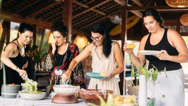 Surfer Diet: What To Eat When You’re Surfing