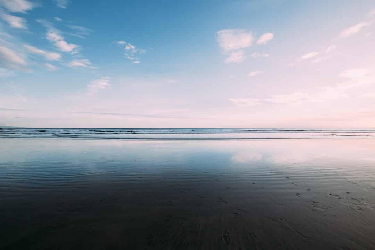 9 Reasons Why Costa Rica Should Be Your Next Surfing Destination
