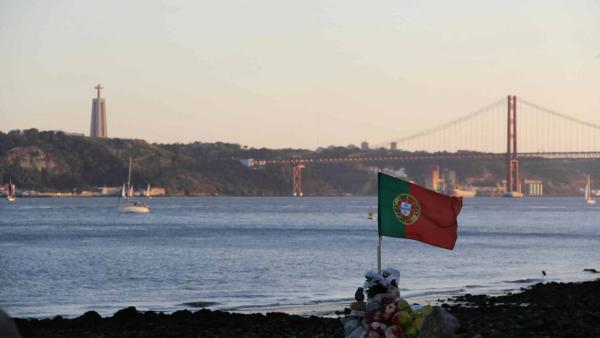 22 Fun Facts About Portugal That Prove It’s a Surfer’s Paradise