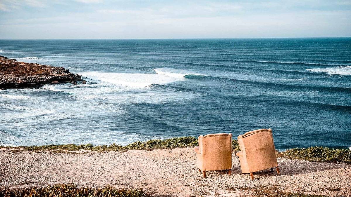 How to Master the Waves in Portugal: A Beginners Guide