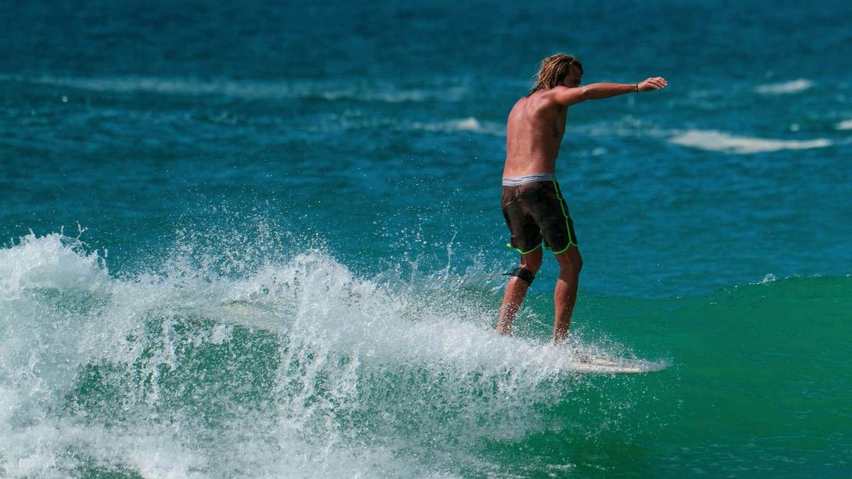 Mastering The Art Of Longboard Surf: Tips For Beginners