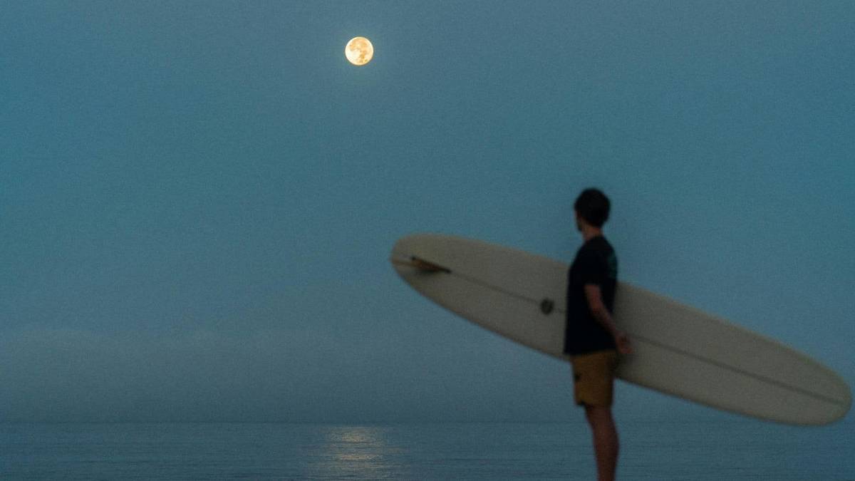 Surfing At Night: Tips, Gear, And Safety