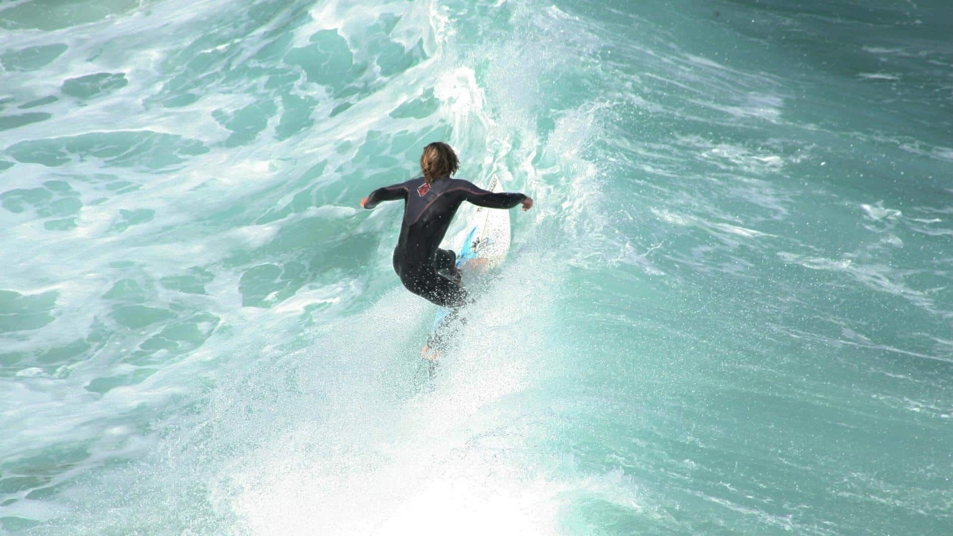 Why Hard Top Surfboards Are a Must-Have for Advanced Surfers