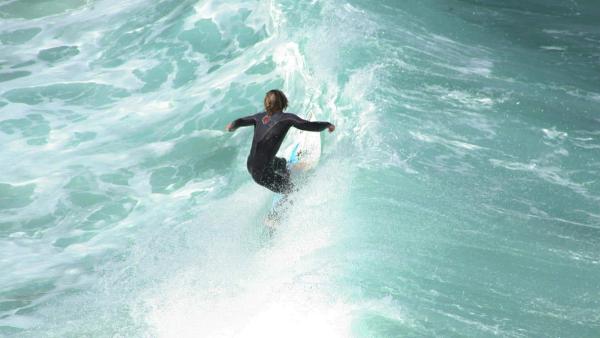 Why Hard Top Surfboards Are a Must-Have for Advanced Surfers