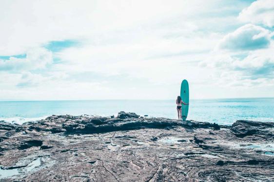 10 Ways to Save Money-Enjoy Budget Surf Trips