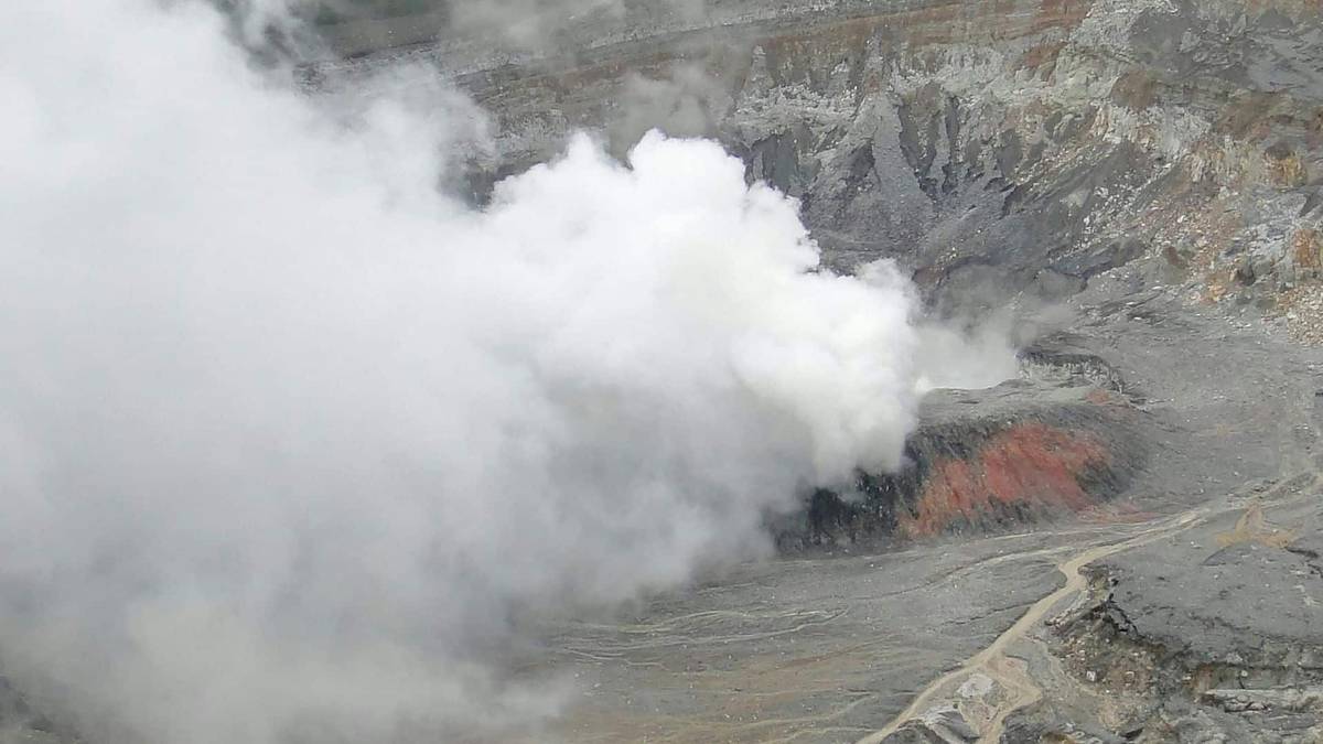 Volcán Poás: A Guide To Costa Rica’s Stunning Crater Volcano