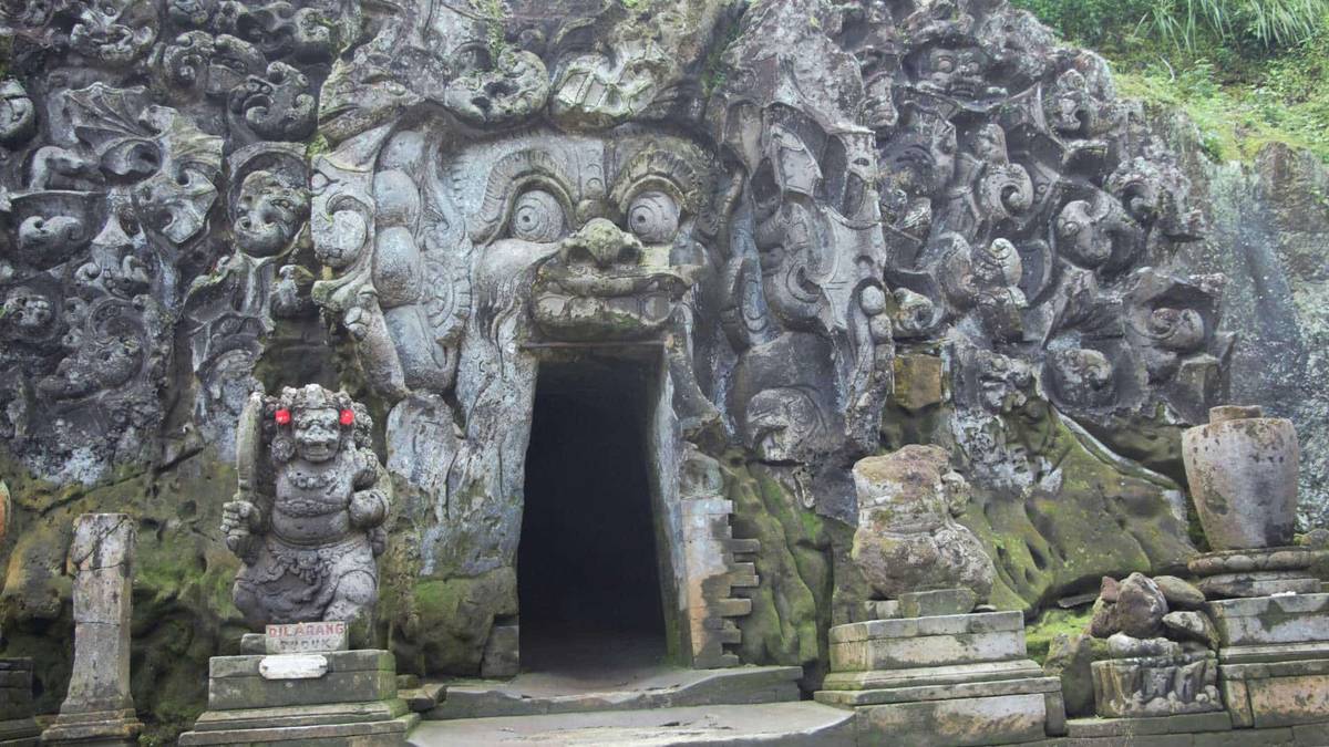 A Surfer’s Guide to Bali’s Temples
