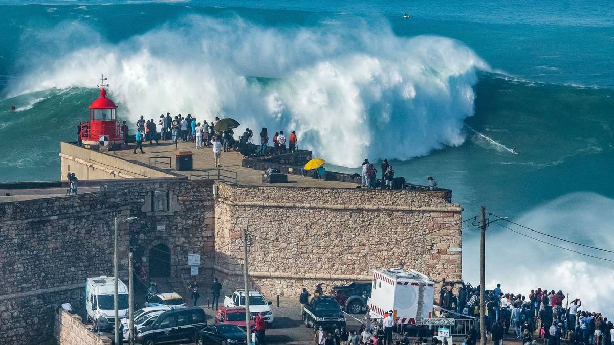 Surf Legends: Inspirational Stories from the Big Waves