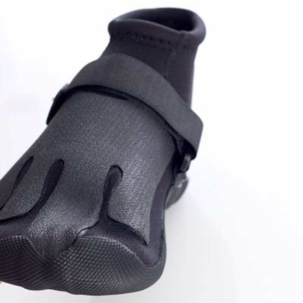 Reef booties