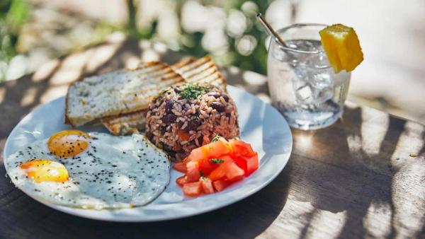 Savoring Tamarindo: A Surfers Guide To The Best Eats