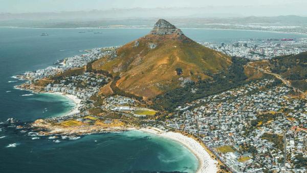 The Ultimate Guide to the Best Places to Live for Surfers