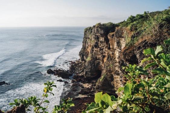 8 Travel Tips for your Beginner Surf Trip to Bali