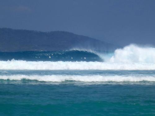 A Guide to Surfing the Gili Islands