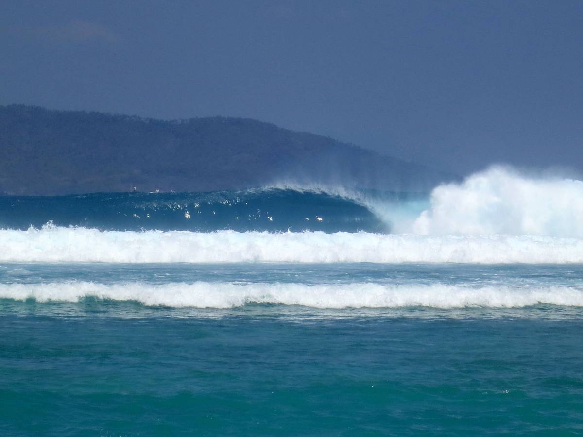 surfing gili islands