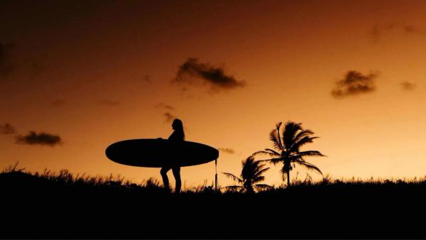 Surfing At Night: Tips, Gear, And Safety