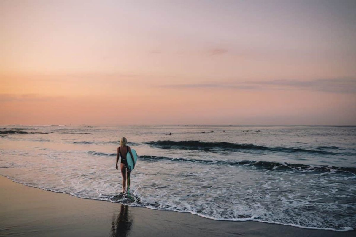 6 of the Best Tips for Beginner Surfers