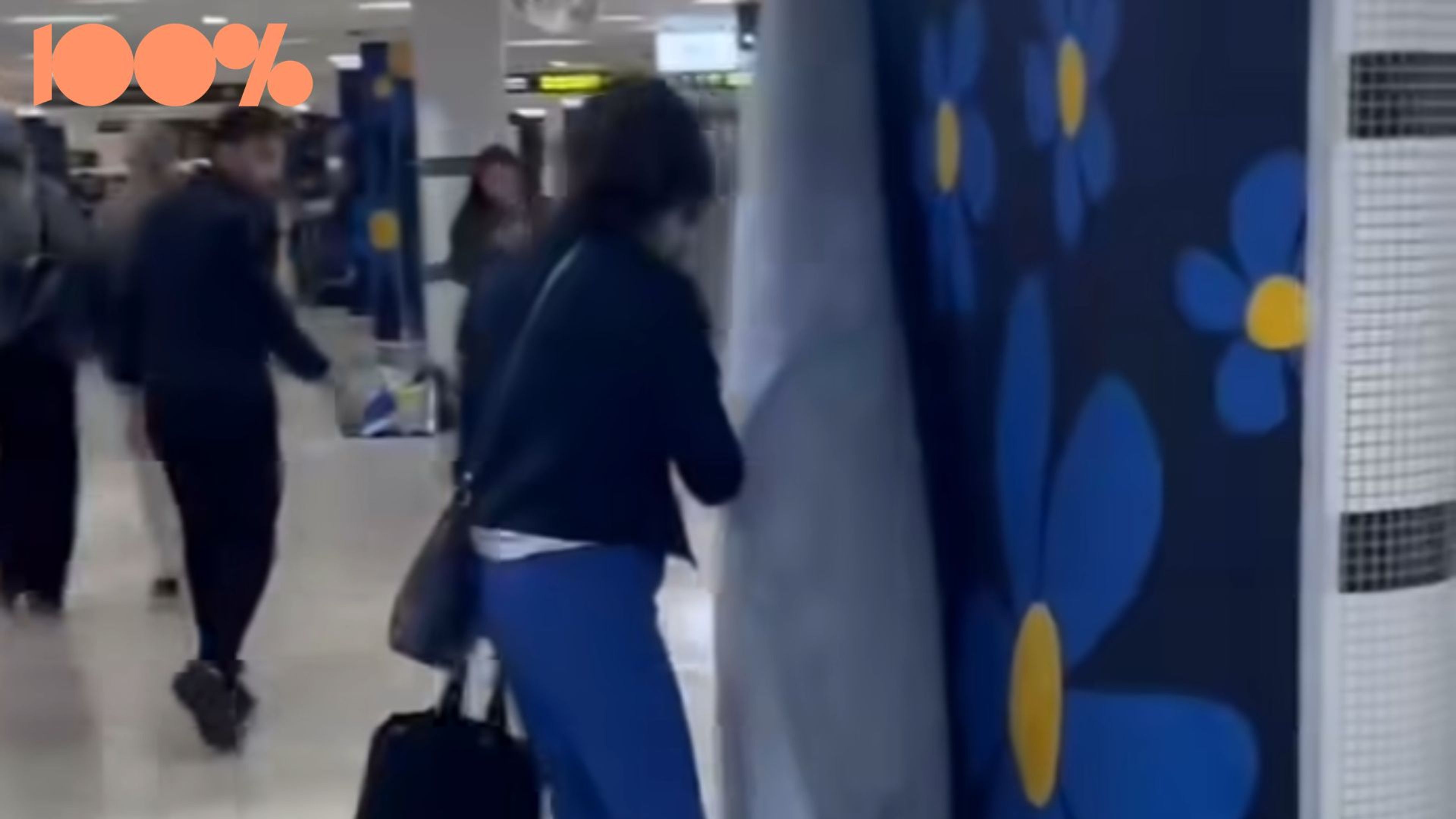 SD:s reklam vandaliserad och stoppad
