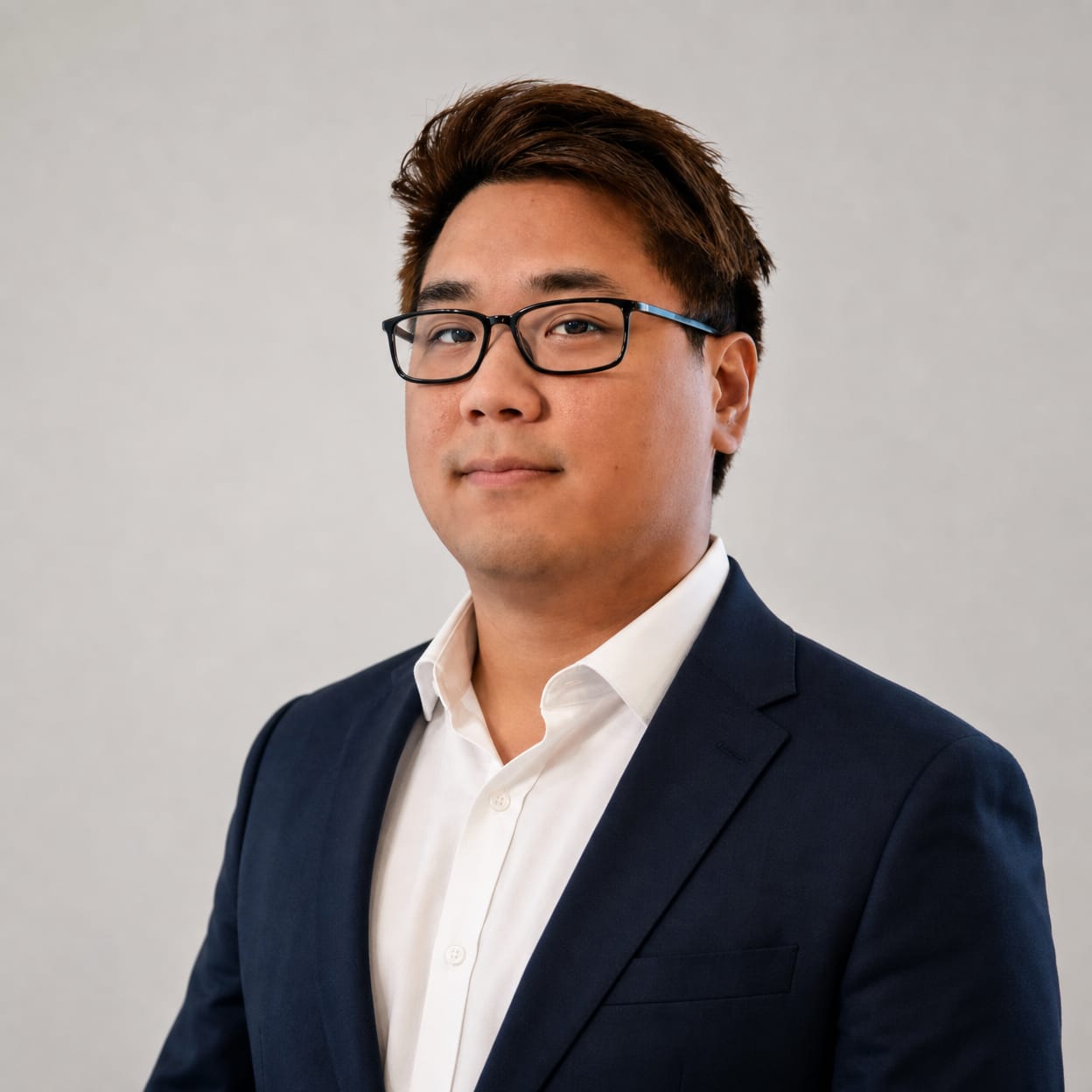 Alex Chen Headshot