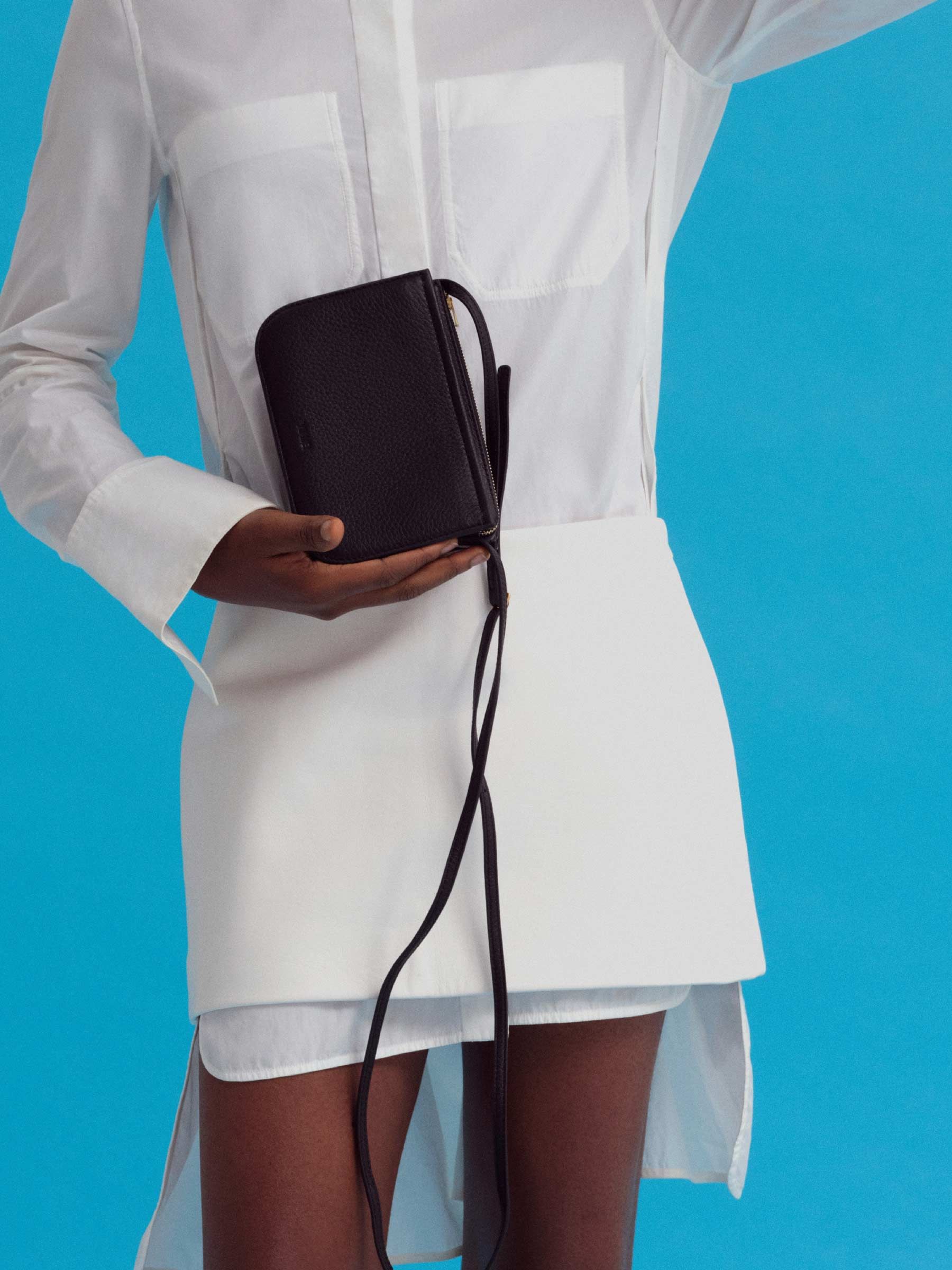 ６月21日購入予定【ゆうたん】ミニポーチ❤ミニバック❤ The small Turismo by JACQUEMUS | Official website