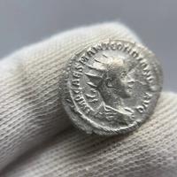 Antoniniano di Gordiano III thumb 2
